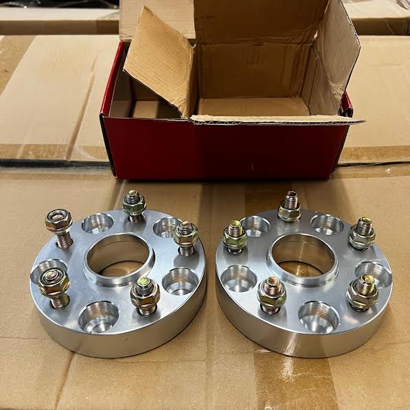 Open Box Ichiba V2 Wheel Spacer Kit 5x114.3 30mm 56.1 CB For Subaru WRX STI